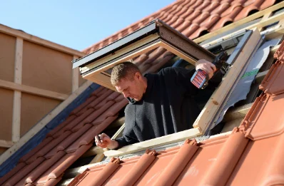 Pose de fenêtres de toit Velux à Montchanin